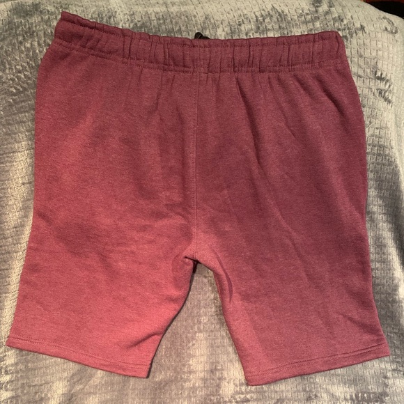 Brand new Nike Fleece Tech Shorts Men’s XL - Picture 2 of 3